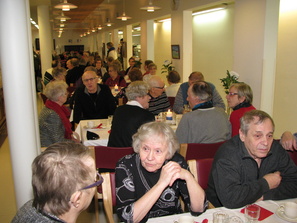 Avajaisiin osallistui lähes 120 vierasta 